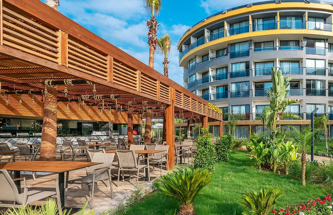 Arnor De Luxe Hotel & Spa-1