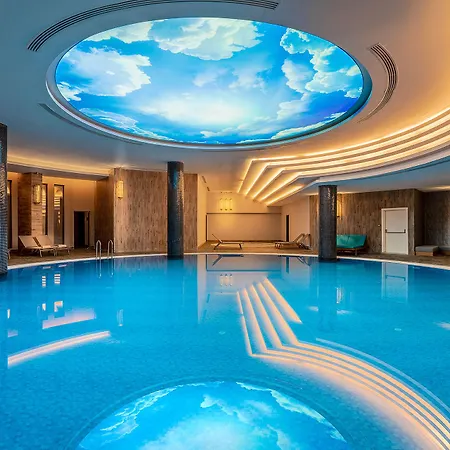 Arnor De Luxe Hotel & Spa-3