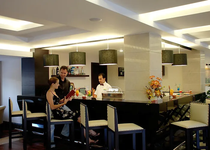 Monachus Hotel & Spa Side